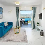 3 Bedroom Cozy In Mastrinka * Trogir