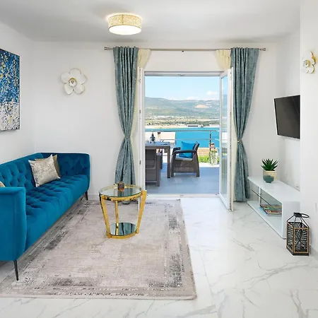 3 Bedroom Cozy In Mastrinka * Traù